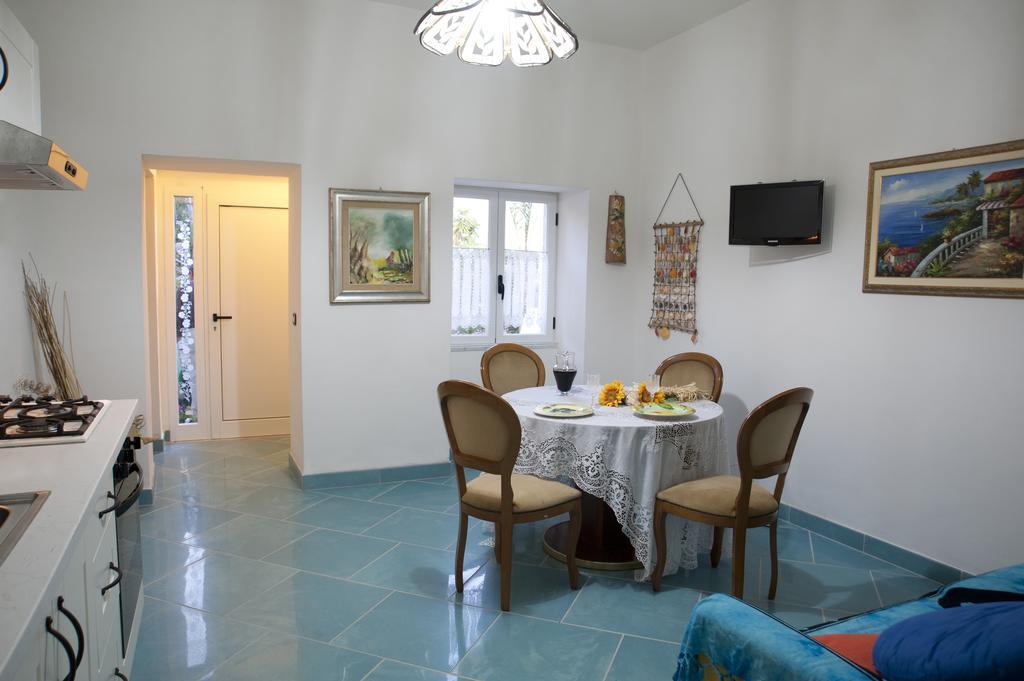Casa Vacanza Alice & Mari Ascea Bilik gambar